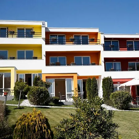 Stayinn Rainbow Houses Studio Couette-café