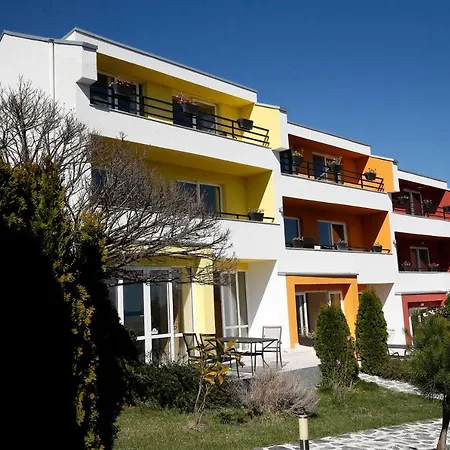 Stayinn Rainbow Houses Studio Bed & Breakfast Sluneční pobřeží