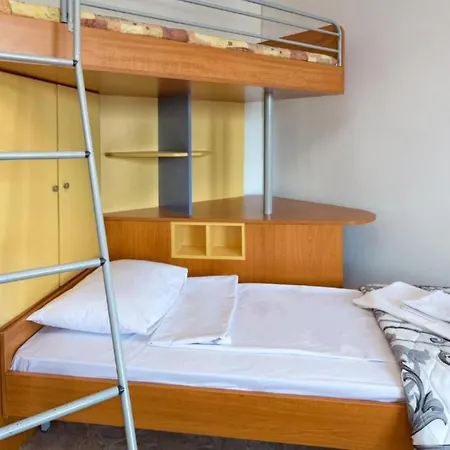 Stayinn Rainbow Houses Studio Bed & Breakfast
